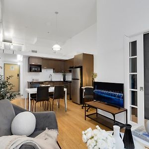 Main-207 | Spacious 1BR Suite Mezzanine Ladder Access
